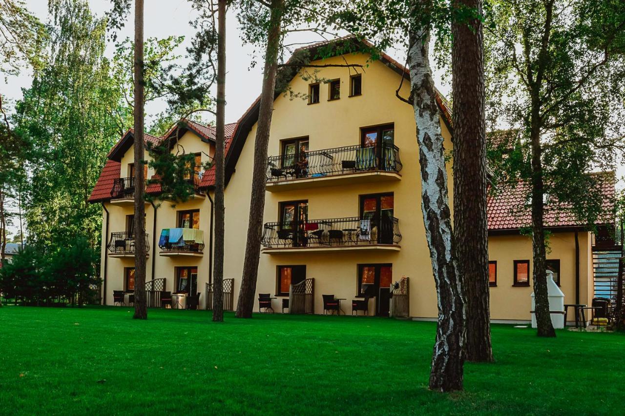 Osrodek Vega Hotell Pobierowo Exteriör bild